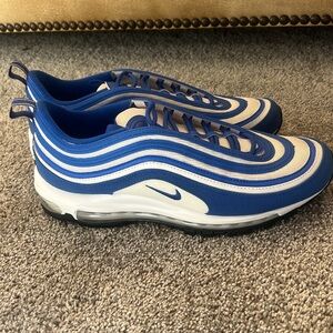 Nike Air Max Size 10